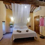 Farm stay Monastero San Silvestro *