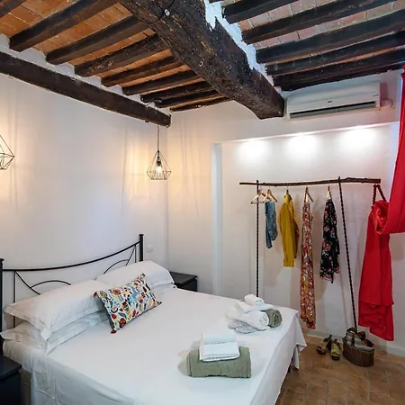 Farm stay Monastero San Silvestro *