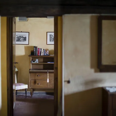 莫纳斯泰罗圣西尔韦斯特罗酒店